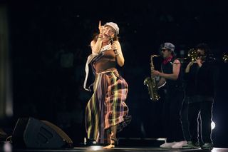 Lauren Daigle feet photo 6