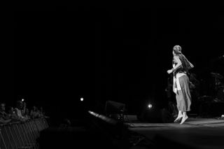 Lauren Daigle feet photo 4