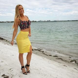 Lauren Drain feet photo 7