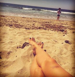 Lauren Francesca feet photo thumbnail