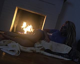 Lauren Francesca feet photo thumbnail