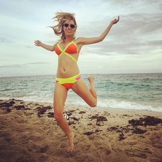 Lauren Francesca feet photo thumbnail