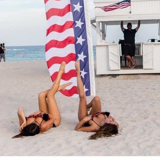 Lauren Francesca feet photo thumbnail