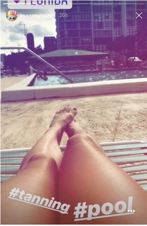 Lauren Francesca feet photo thumbnail