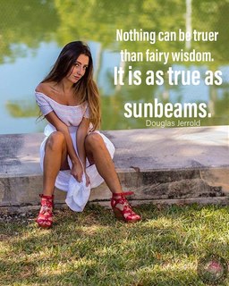 Lauren Francesca feet photo thumbnail