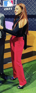 Lauren Gardner feet photo 13