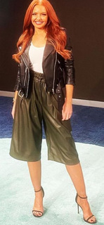 Lauren Gardner feet photo 14