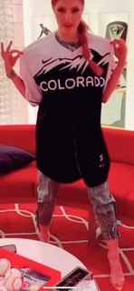 Lauren Gardner feet photo 7