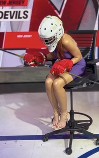 Lauren Gardner feet photo 5
