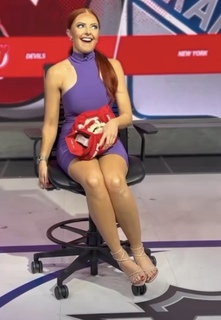 Lauren Gardner feet photo 3
