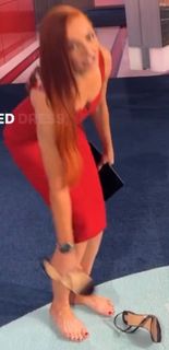 Lauren Gardner feet photo 9