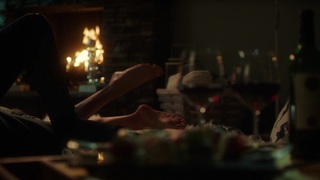 Lauren German feet photo thumbnail
