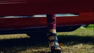 Lauren German feet photo thumbnail