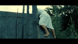 Lauren German feet photo thumbnail