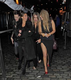 Lauren Goodger feet photo thumbnail