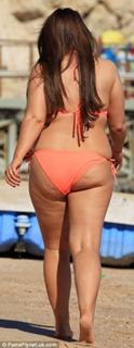 Lauren Goodger feet photo thumbnail