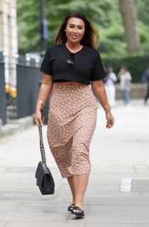 Lauren Goodger feet photo thumbnail