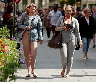 Lauren Goodger feet photo thumbnail