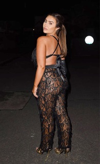 Lauren Goodger feet photo thumbnail
