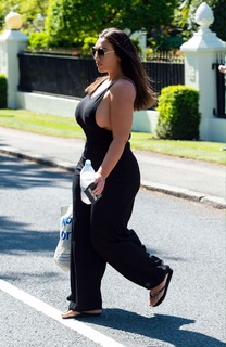 Lauren Goodger feet photo thumbnail