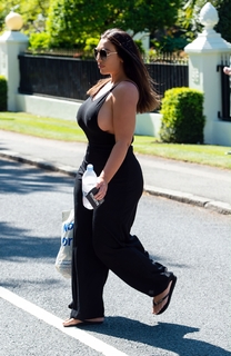 Lauren Goodger feet photo thumbnail