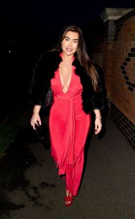 Lauren Goodger feet photo thumbnail