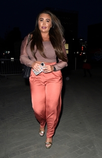 Lauren Goodger feet photo thumbnail