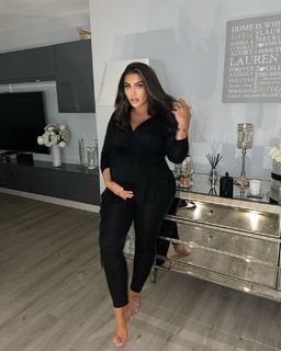 Lauren Goodger feet photo thumbnail