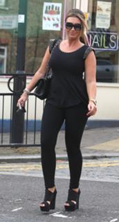 Lauren Goodger feet photo thumbnail