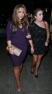 Lauren Goodger feet photo thumbnail