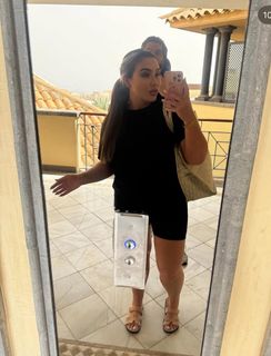 Lauren Goodger feet photo 2