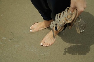 Lauren Gores feet photo 8