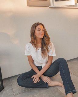 Lauren Gores feet photo 19
