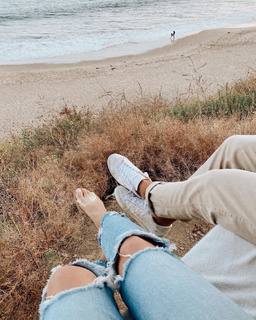 Lauren Gores feet photo 18