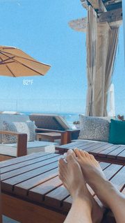 Lauren Gores feet photo 17