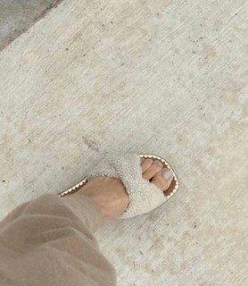 Lauren Gores feet photo 19