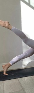 Lauren Gores feet photo 7