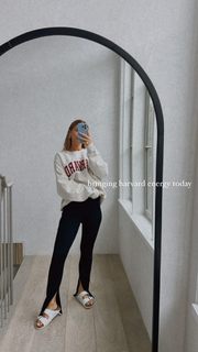 Lauren Gores feet photo 14