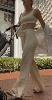 Lauren Gores feet photo 12