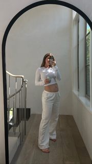 Lauren Gores feet photo 17