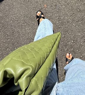 Lauren Gores feet photo 1
