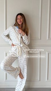 Lauren Gores feet photo 6