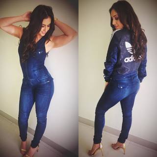 Lauren Gottlieb feet photo 19