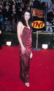 Lauren Graham feet photo thumbnail