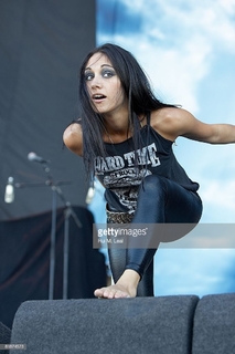 Lauren Harris feet photo 10