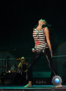Lauren Harris feet photo 4