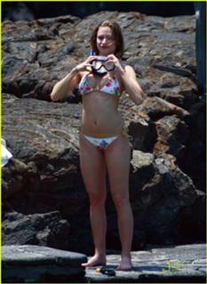 Lauren Hashian feet photo 6