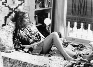 Lauren Hutton feet photo 9