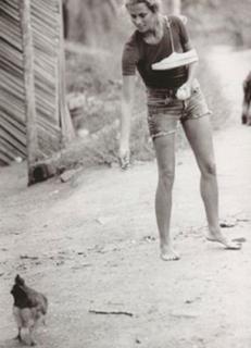 Lauren Hutton feet photo 7