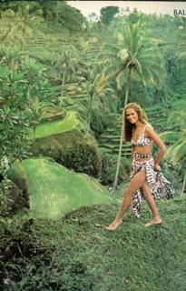 Lauren Hutton feet photo 6